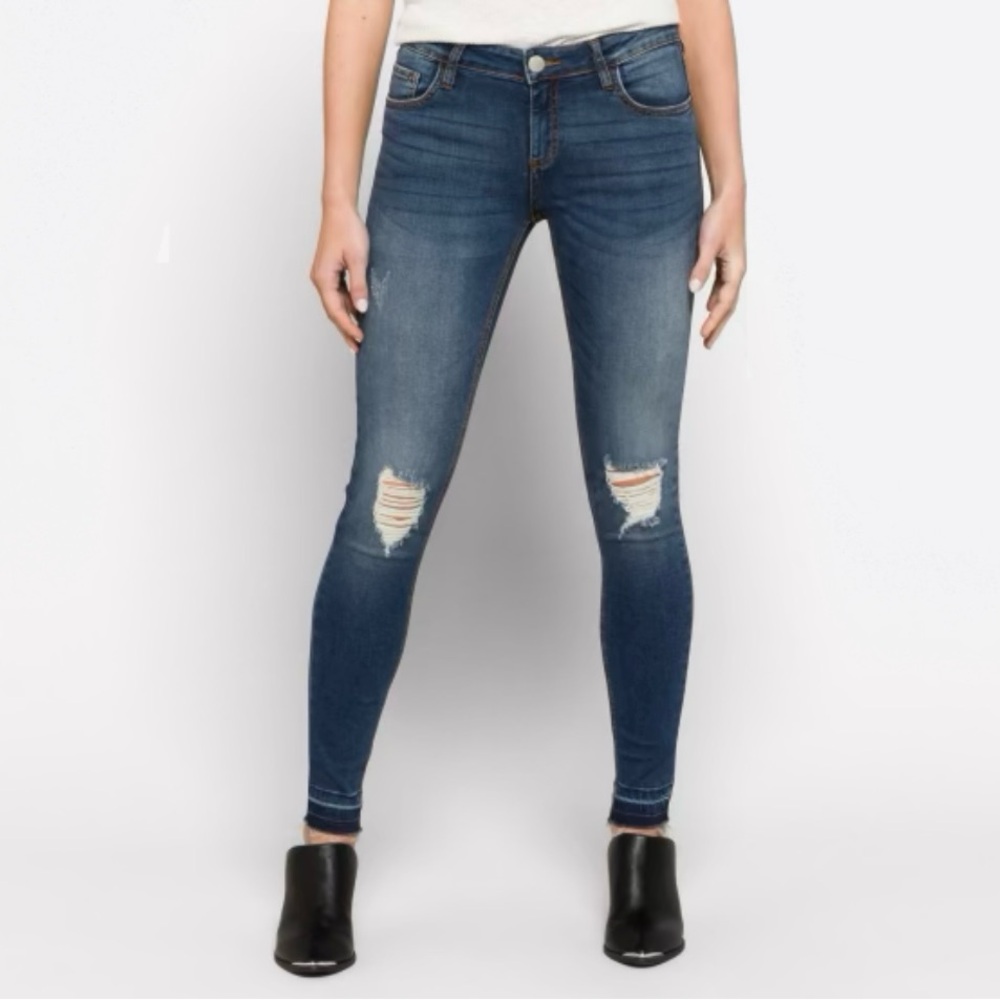 Prosperity Super Skinny Distressed Jeans